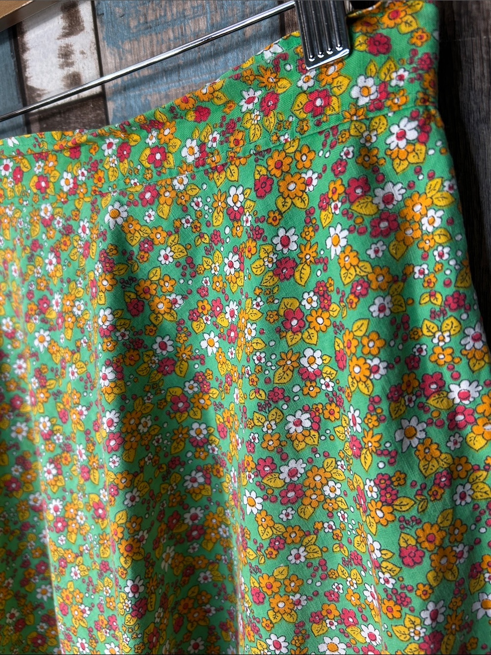 Vintage floral cotton  Skirt with Ruffle Hem - Picture 14 of 15